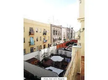 Central & Basic Ramblas Barcelona Guest house